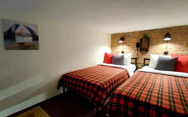 Studio Loft near Moscow Train station Flat