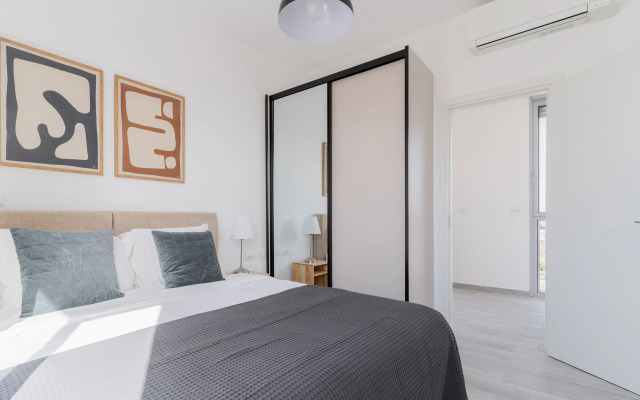 Blueground at Florentine Penthouse 3 Balconies ID21 Apartments