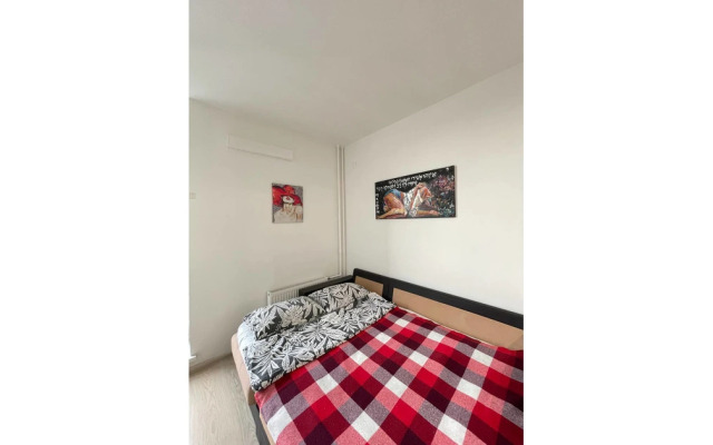 V ZHK Otrada Apartments
