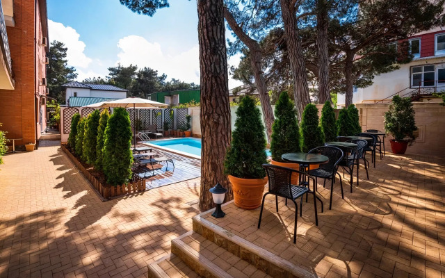 Yana Guest House