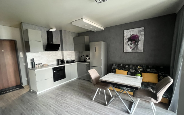 Sovremennaya U Morya Flat
