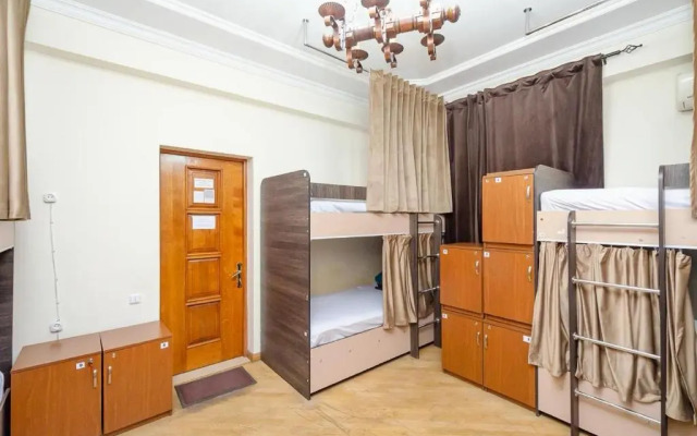 Areva Hostel & Apartment