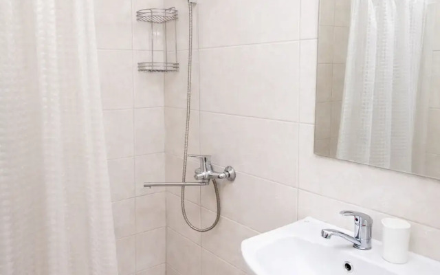 Однокомнатная квартира около администрации ШикаЛад КМВ