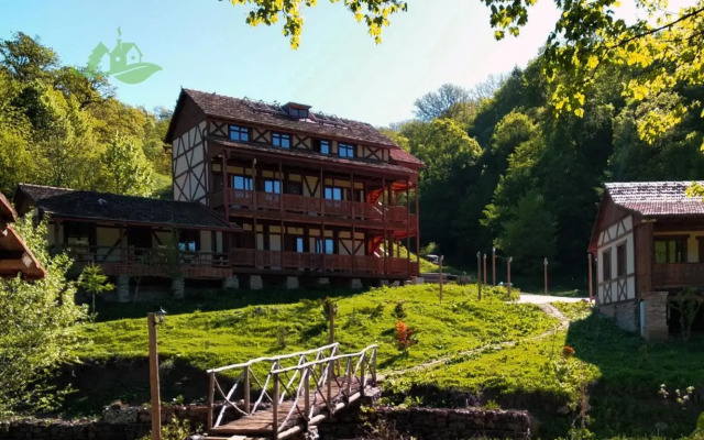 EcoKayan Hotel