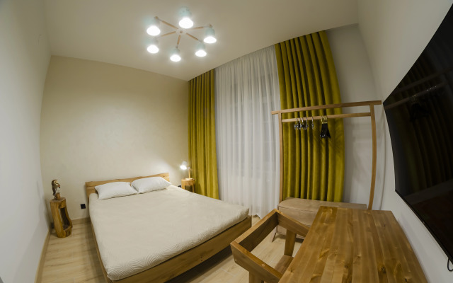 7 Apartments