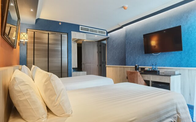 The Coach Hotel Sukhumvit / Asok BTS Bangkok by Compass Hospitality