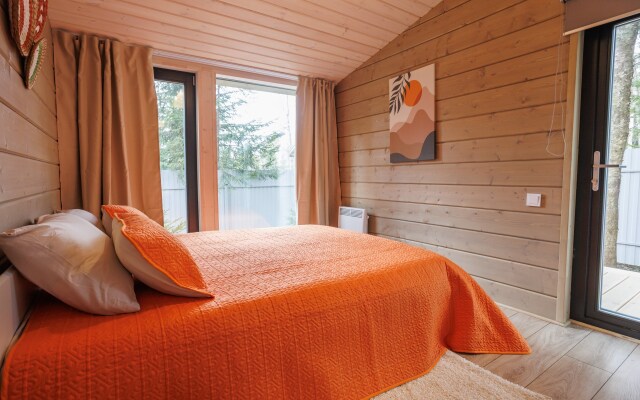 Teplo House Guest House