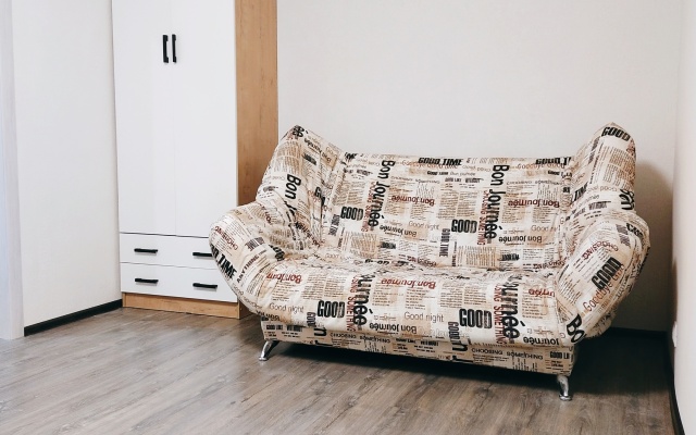Zagorodnaya V Okruzhenii Lesa I Ozer Flat