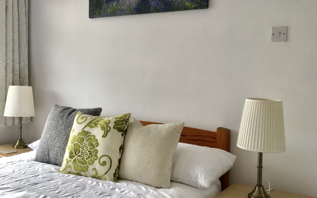 The Woodfarm Lodge Oxford Apartments