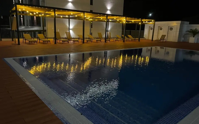Casablanka Hit s Zakrytoy Terrasoy Apartments