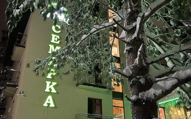 Отель Семёрка