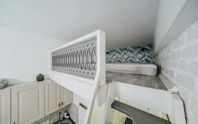 Апартаменты  Двухуровневые Переулок Джамбула