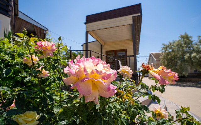 Семейный отель АзовЛенд