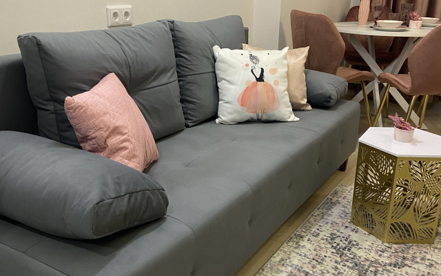 Студия на улице Мечникова 41/53