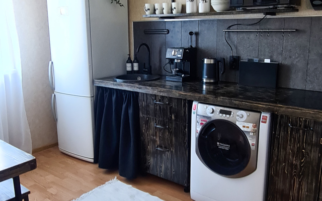 Апартаменты Тундровая 12 трехкомнатная