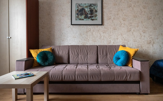 Апартаменты на Коломяжском проспекте 20