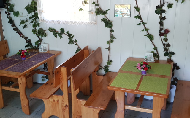 Zolotyie Peski Mini-Hotel