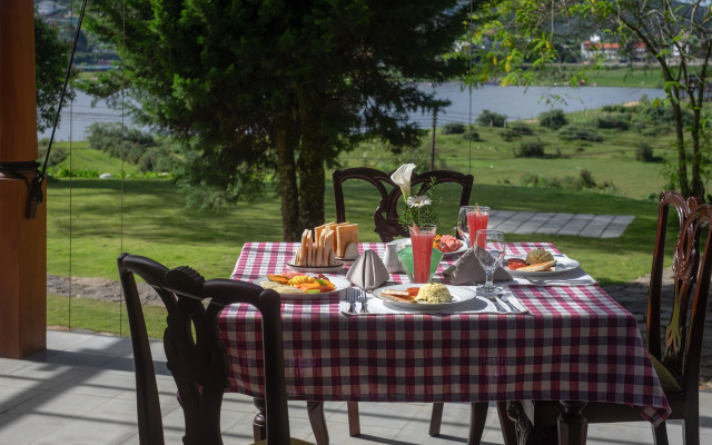 W15 Lake Gergory Boutique-hotel