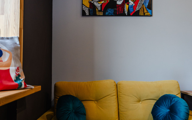 Stilnaya Loft Studiya Ryadom S Botanicheskim Sadom Apartments