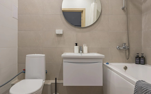 Stilnaya studiya na beregu Oki Flat