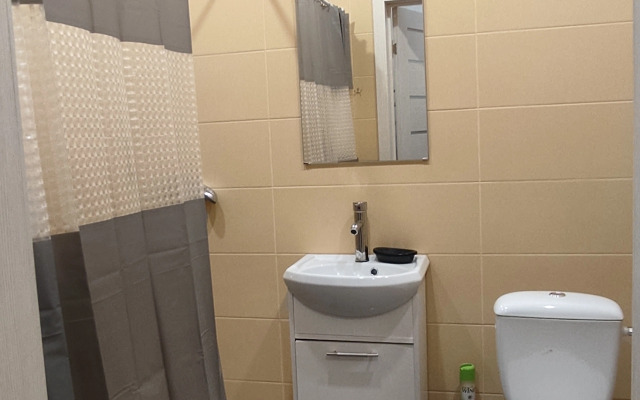 Квартира с дизайнерским ремонтом возле областной больницы