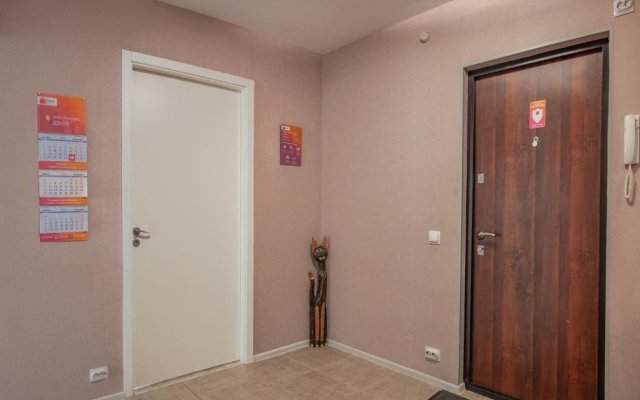 "9 Nochey" Na Sofyi Kovalevskoy 16 #2 Apartments