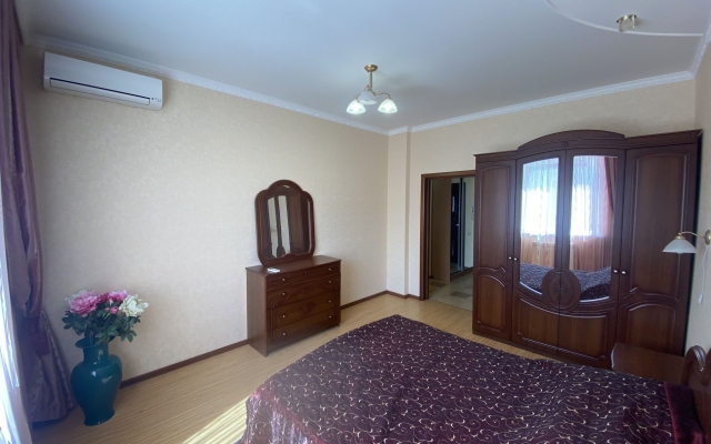 Апартаменты 201 Колхозная 9