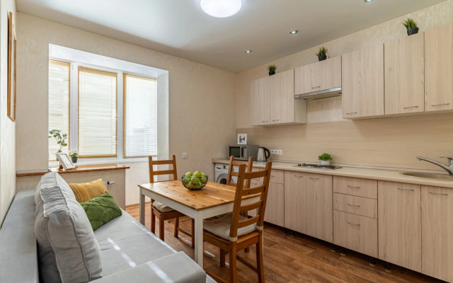U parka Galitskogo Apart-Otelika na Geroyev Razvedchikov Flat