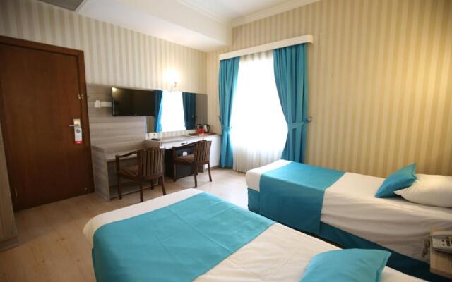 Nil Hotel