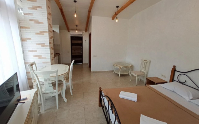 Studiya 3 4 Apartments