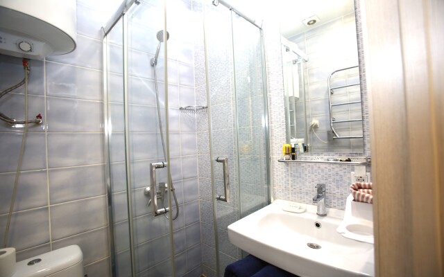 Apartamenty Svetlaya Studiya U Metro Vladimirskaya