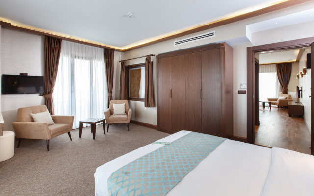 Курортный отель Sera Lake Resort
