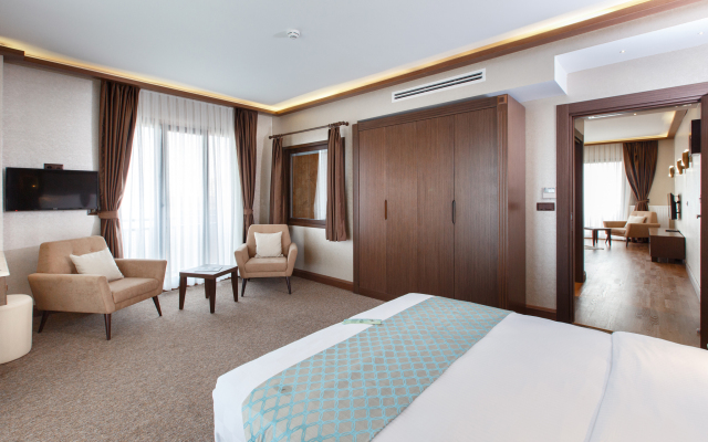 Sera Lake Resort Hotel