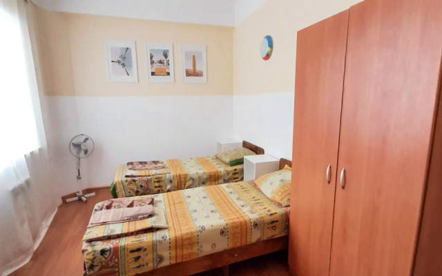 Na Turgeneva Guest House