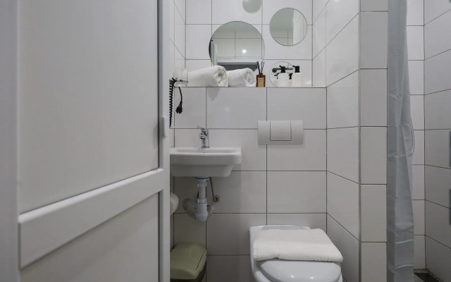 Na Monetnom Pereulke Apartments