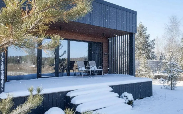 Частный дом Lakeside house