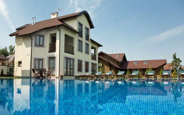 Vyisokiy Bereg Hotel