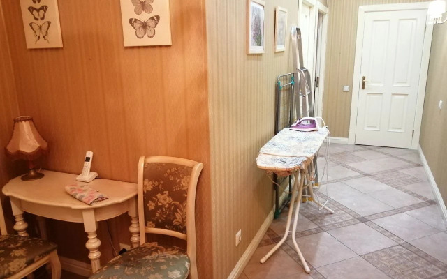 Квартира Двухкомнатная Моховая 13, 69м