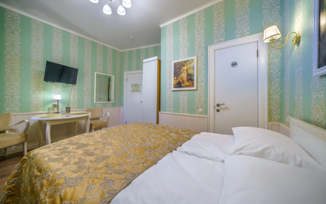 Art na Repina Hotel