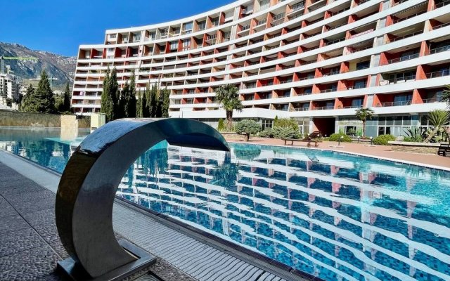 Surname Deluxe Apartments