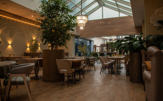 Grace El Paraiso Hotel