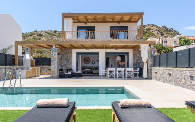 Calma Luxury Villa