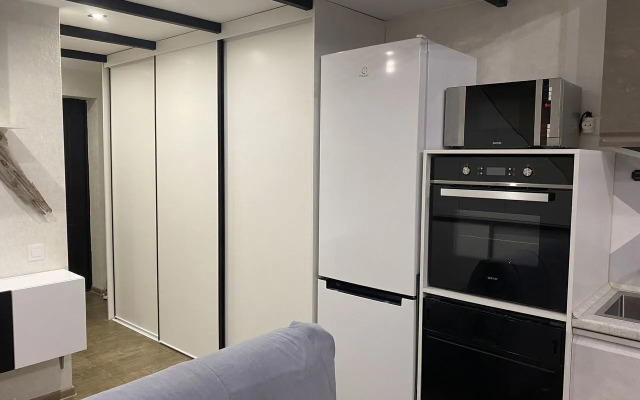 Na Veseloy 82/1b Flat