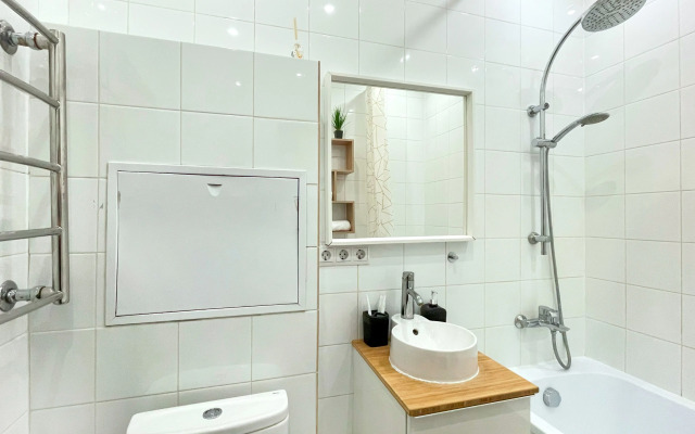 Prostornye u metro Tsska Apartments