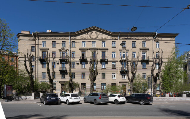 Апартаменты LetYourFlat Central Park