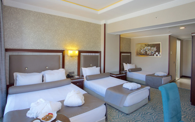 Emporium Hotel