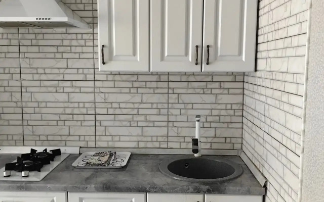 Kvartira Na Yunnatov Flat