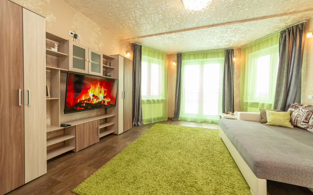 Apartamenty V Tsentralnom Rayone Flat