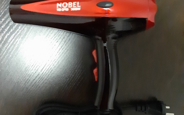 Trekhkomnatnaya Kvartira V Tsentre Na Poptsova