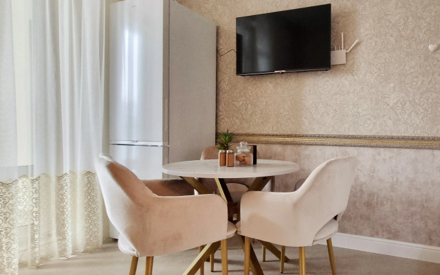 Апартаменты Urban Кот Gold